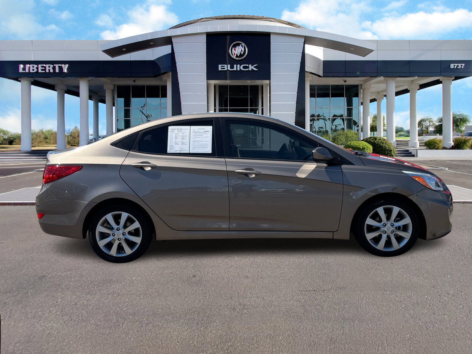 2014 Hyundai Accent GLS photo 2
