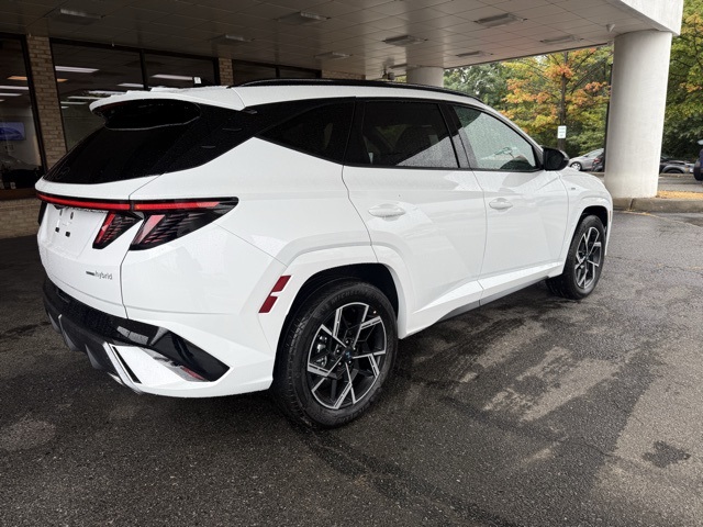 2025 Hyundai Tucson Hybrid N Line photo 3