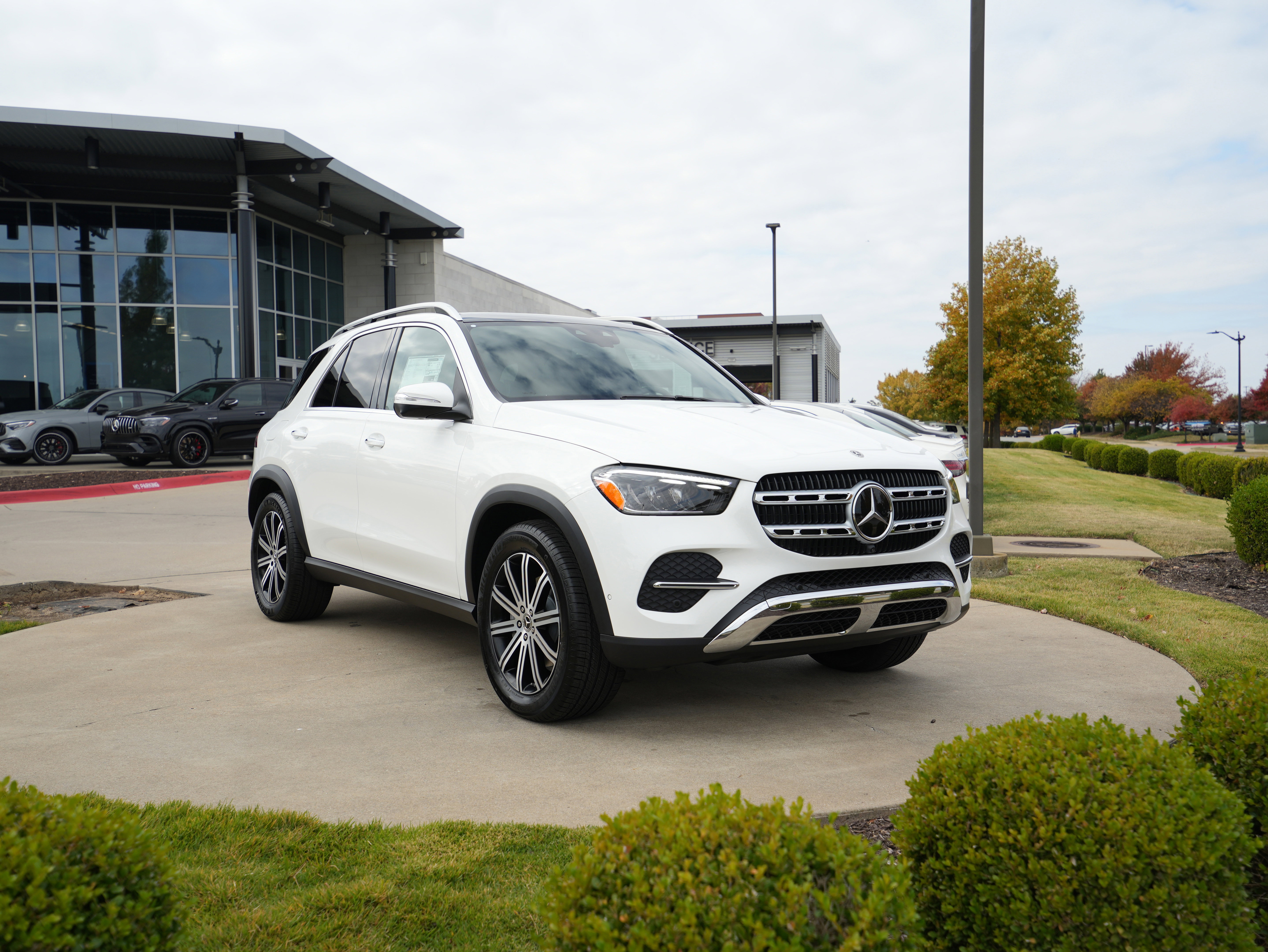 2026 Mercedes-Benz GLE GLE350's photo