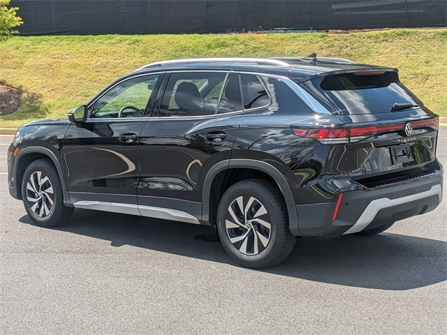 2025 Volkswagen Tiguan S photo 4