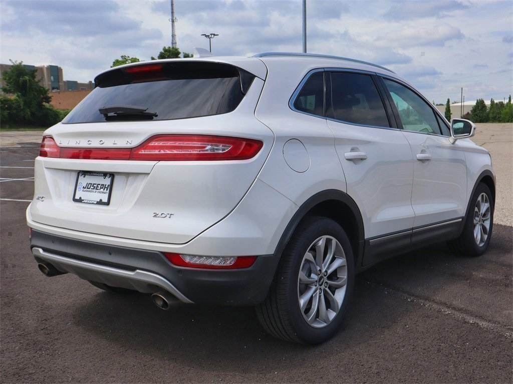 2017 Lincoln MKC Select photo 3