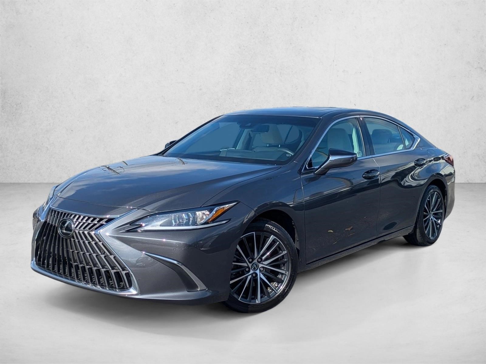 2025 Lexus ES 350's photo