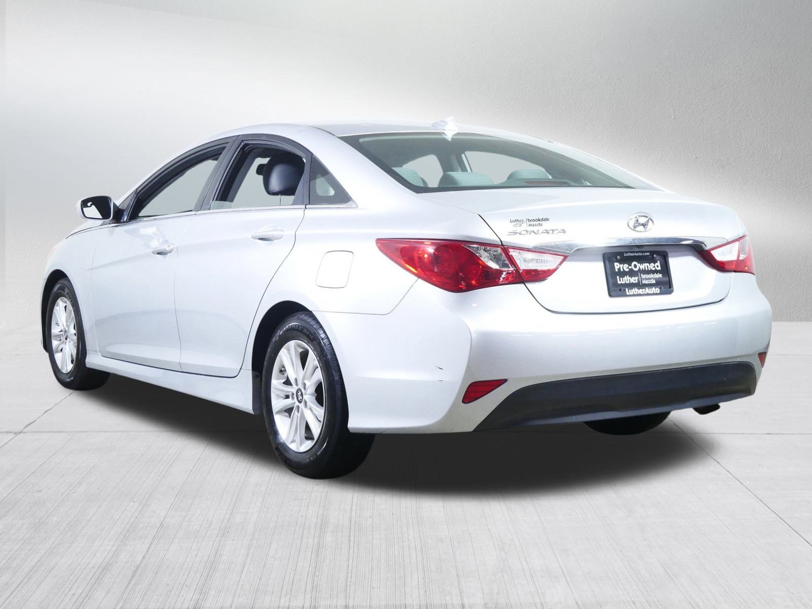 2014 Hyundai Sonata GLS photo 5