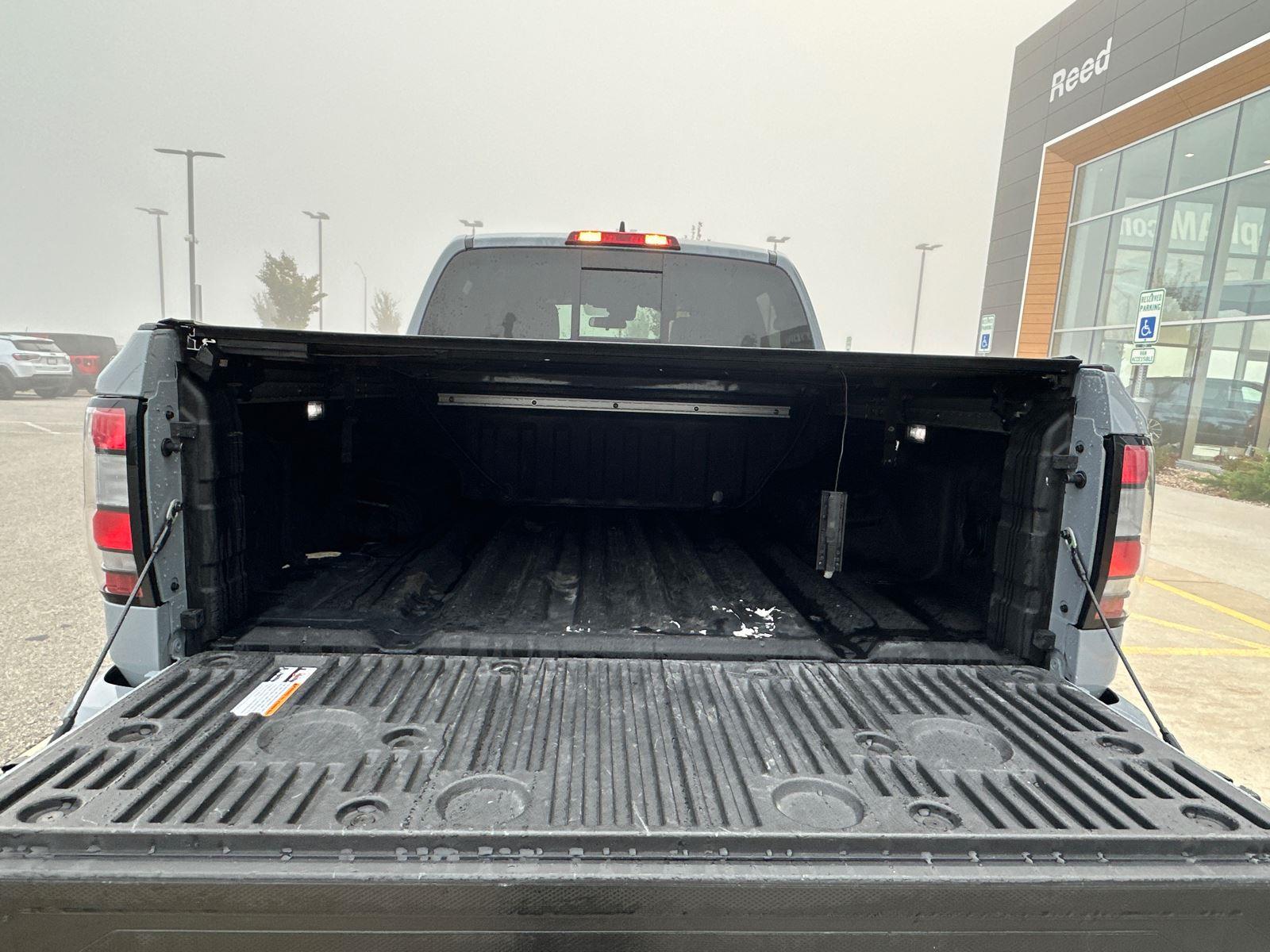 2023 Nissan Frontier PRO-4X photo 2