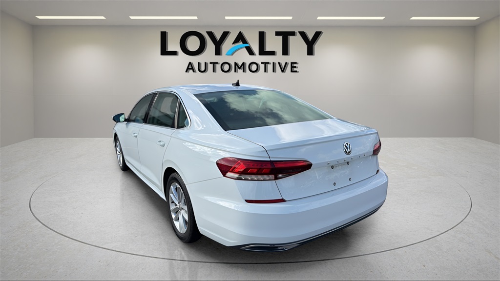 2020 Volkswagen Passat 2.0T SE photo 2