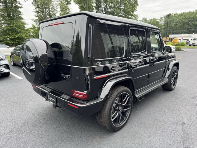 2025 Mercedes Benz G 63 AMG photo 3
