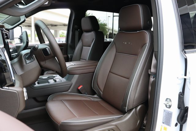 2025 Gmc Sierra 3500 HD Denali photo 11