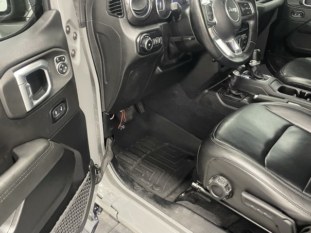 2021 Jeep Wrangler Unlimited Sahara Altitude photo 10