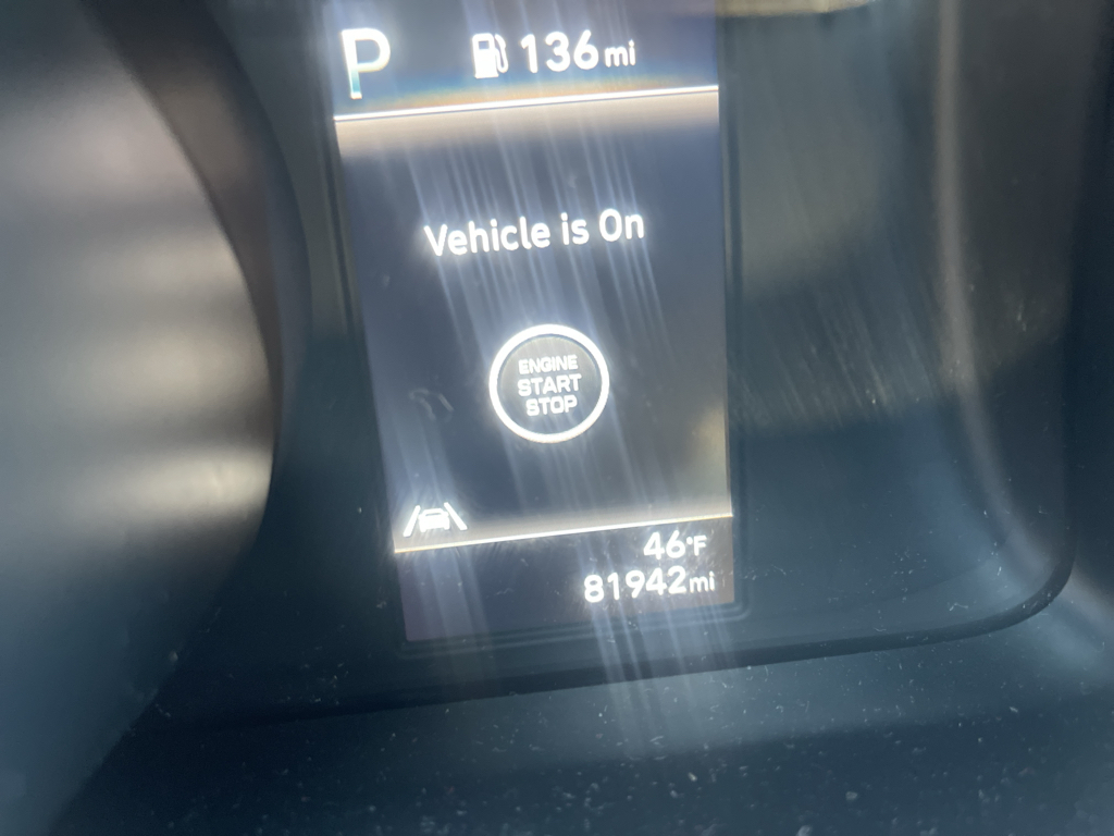 Used 2021 Hyundai Elantra SEL with VIN 5NPLM4AGXMH025498 for sale in Kansas City