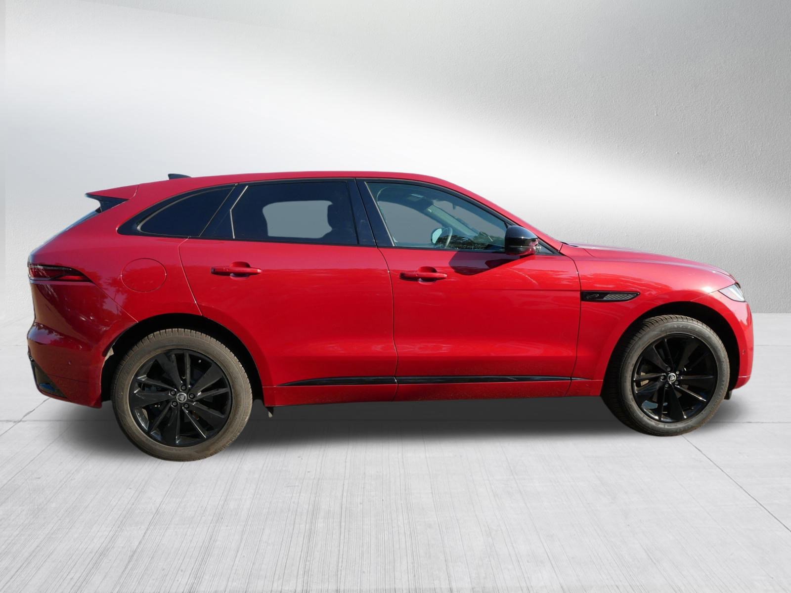 2025 Jaguar F-PACE P250 R-Dynamic S photo 4