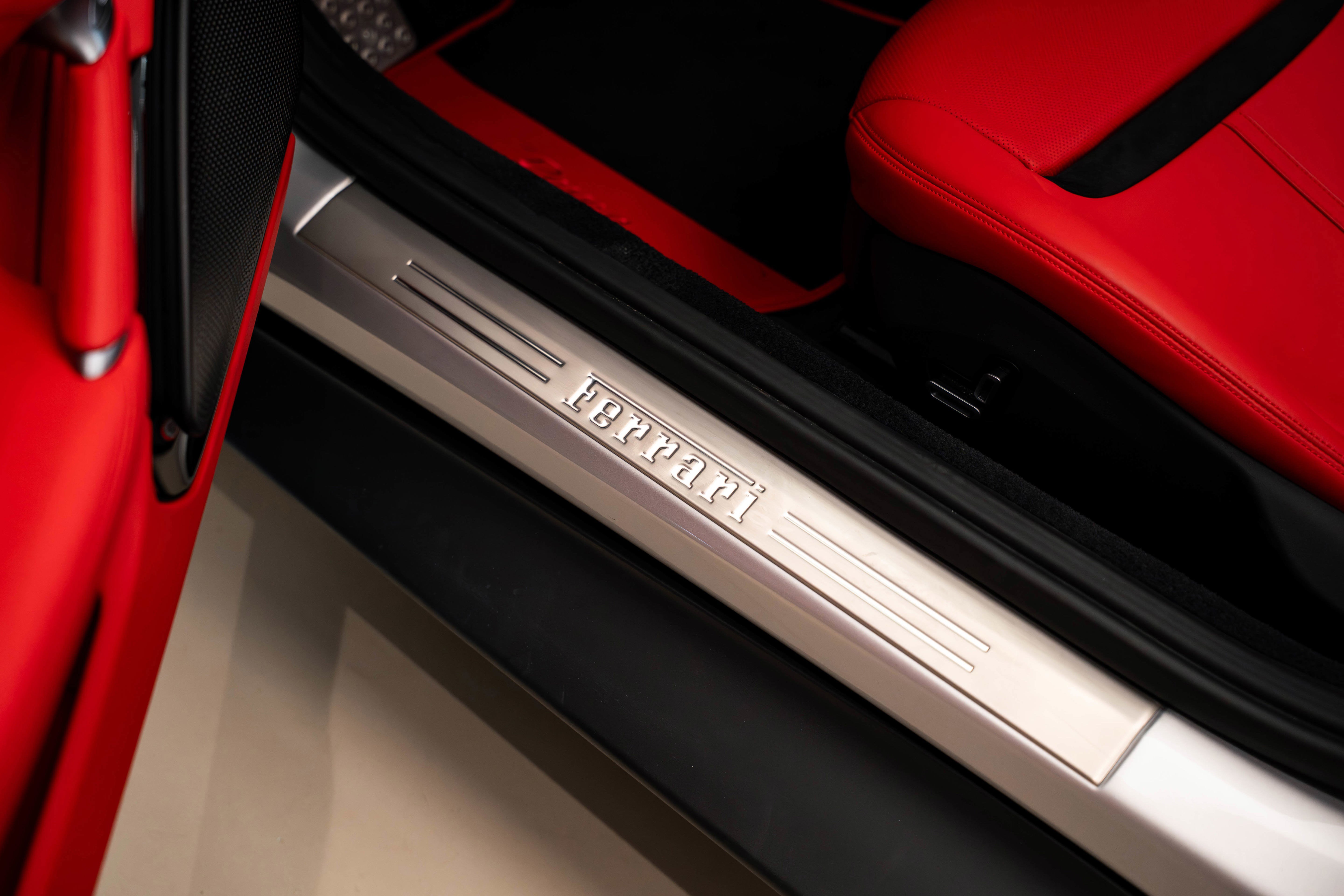 2024 Ferrari Roma Spider photo 26