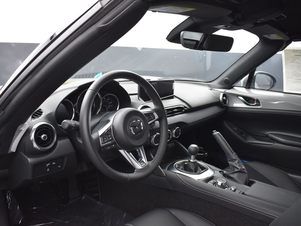 2025 Mazda MX-5 Miata Miata Grand Touring photo 12