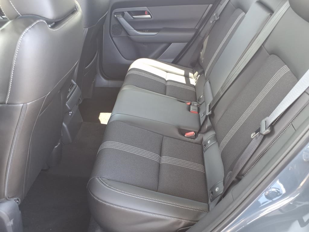 2025 Mazda CX-50 2.5 S Premium photo 16