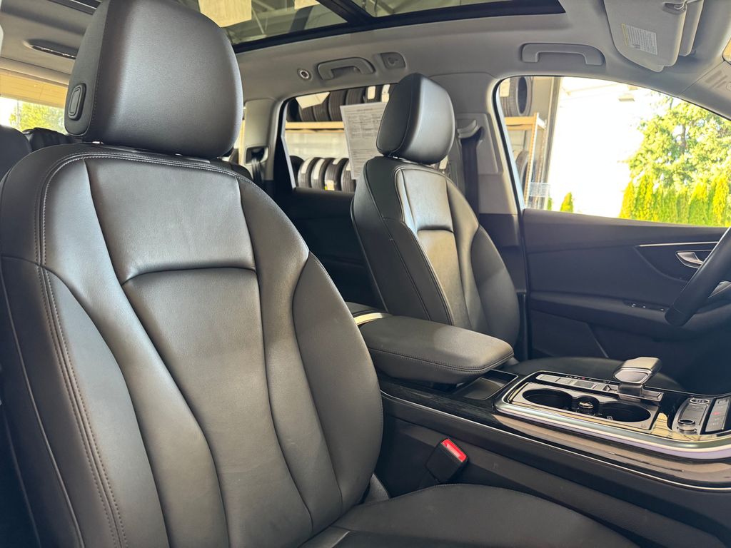 2022 Audi Q7 55 Premium Plus photo 30
