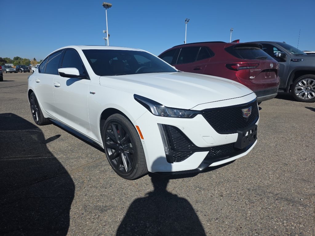 2022 Cadillac CT5 V photo 4