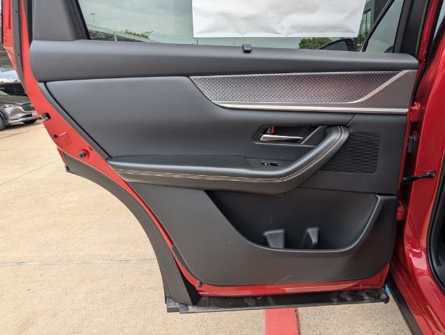 2025 Mazda CX-70 Premium photo 8