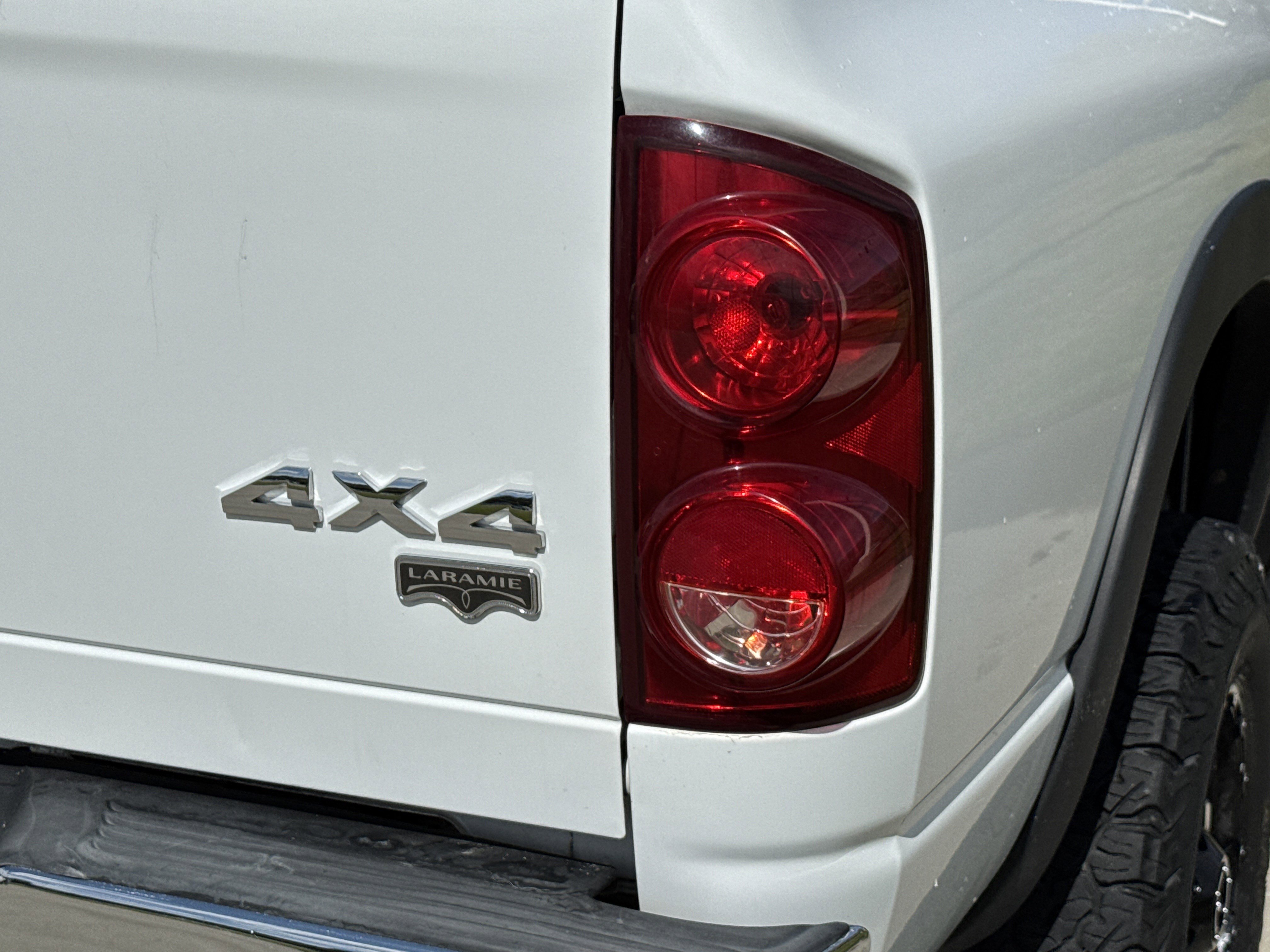 2008 Dodge Ram 3500 Laramie photo 2