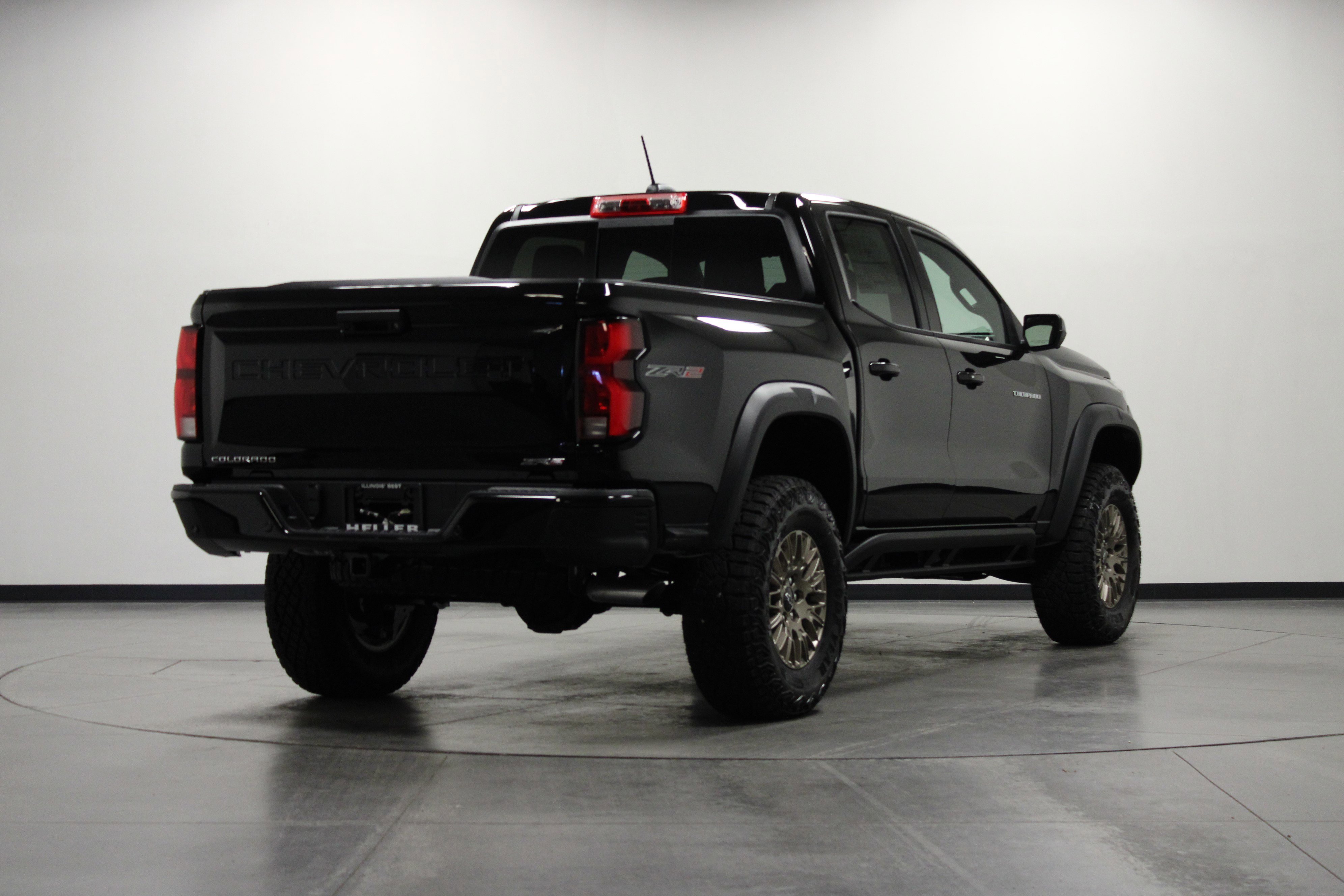 2026 Chevrolet Colorado ZR2 photo 3