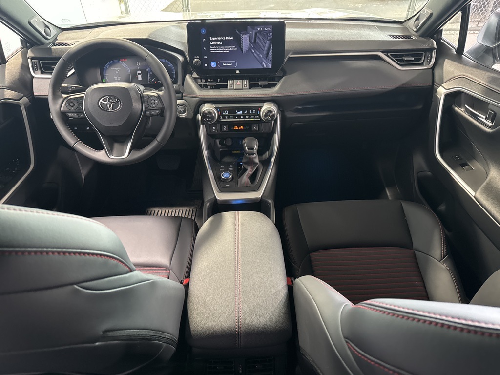 2025 Toyota RAV4 Hybrid XSE photo 29