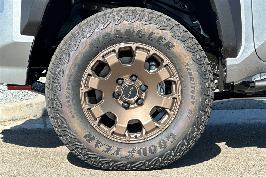 2025 Toyota Tacoma Trailhunter photo 23