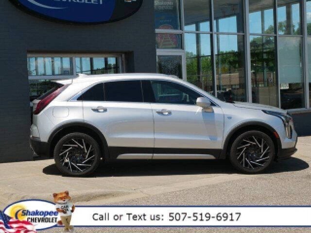 Used 2020 Cadillac XT4 Premium Luxury with VIN 1GYFZDR4XLF059503 for sale in Shakopee, Minnesota