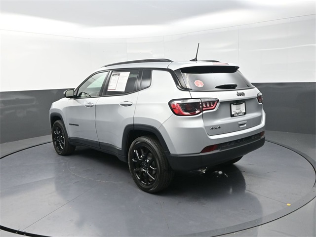 2025 Jeep Compass Latitude Altitude Special Edition photo 4