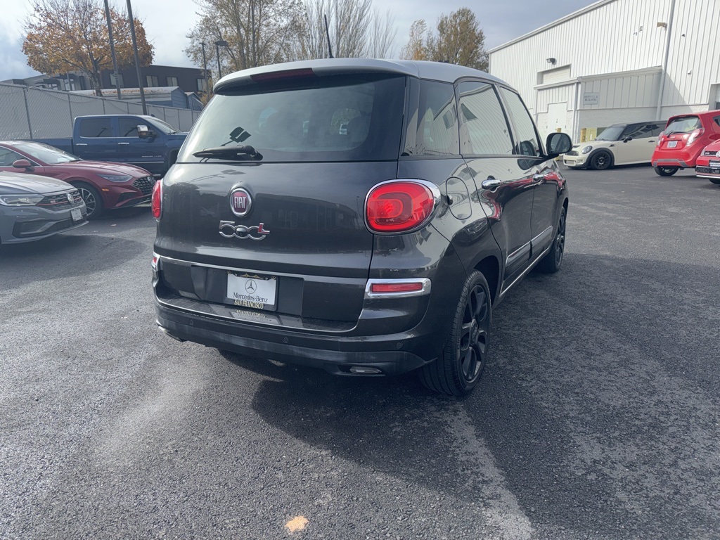 2018 Fiat 500L Lounge photo 2