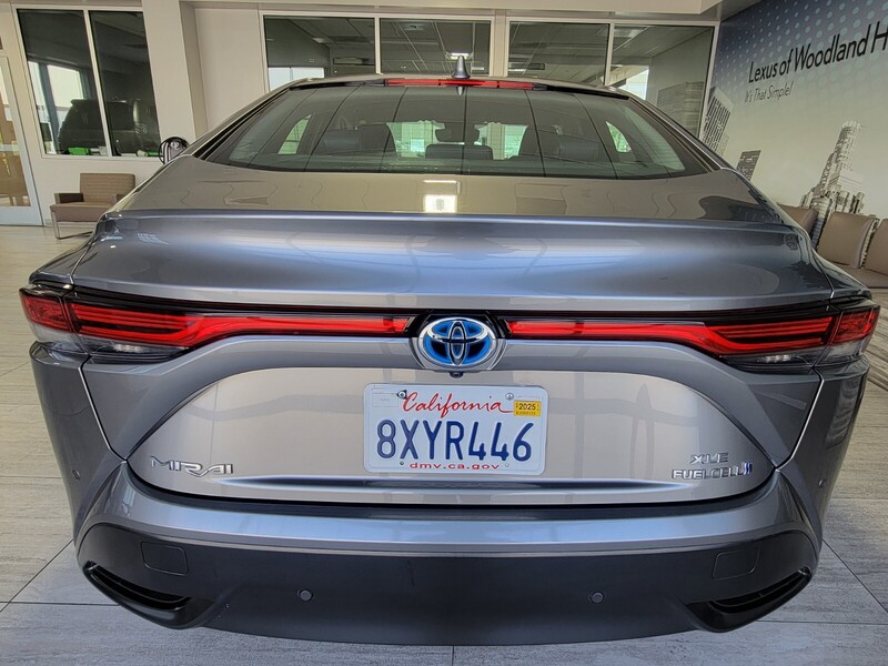 2021 Toyota Mirai XLE photo 4
