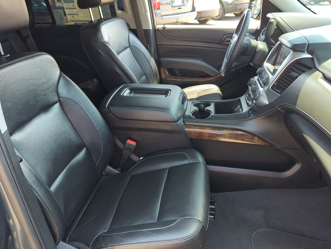 2020 Chevrolet Tahoe LT photo 26
