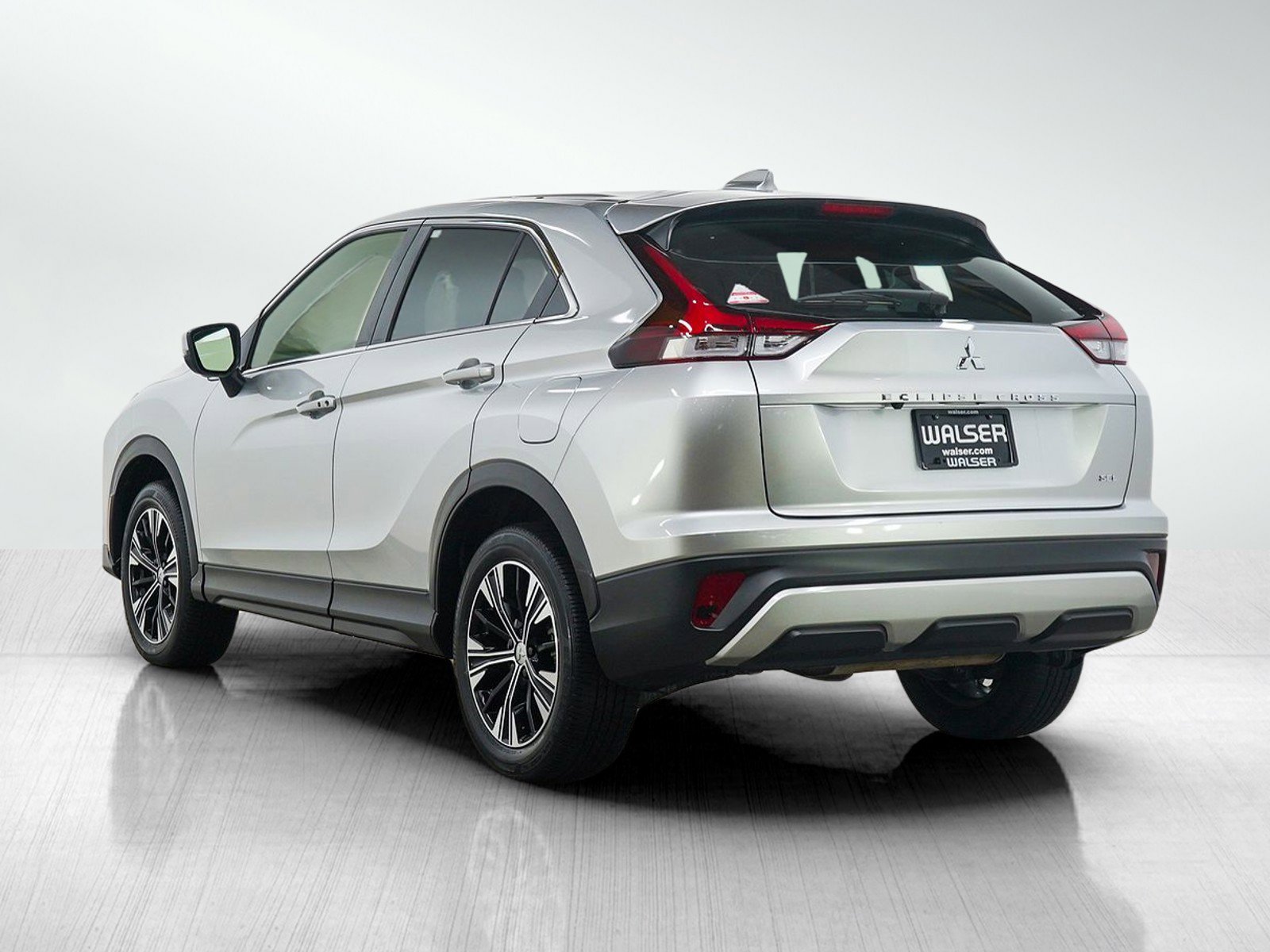 2022 Mitsubishi Eclipse Cross SEL Special Edition photo 2