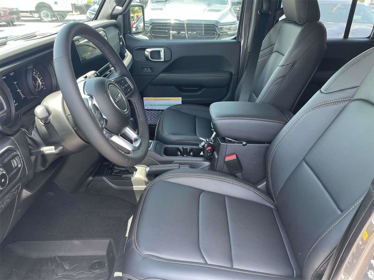 2025 Jeep Wrangler Sahara photo 20