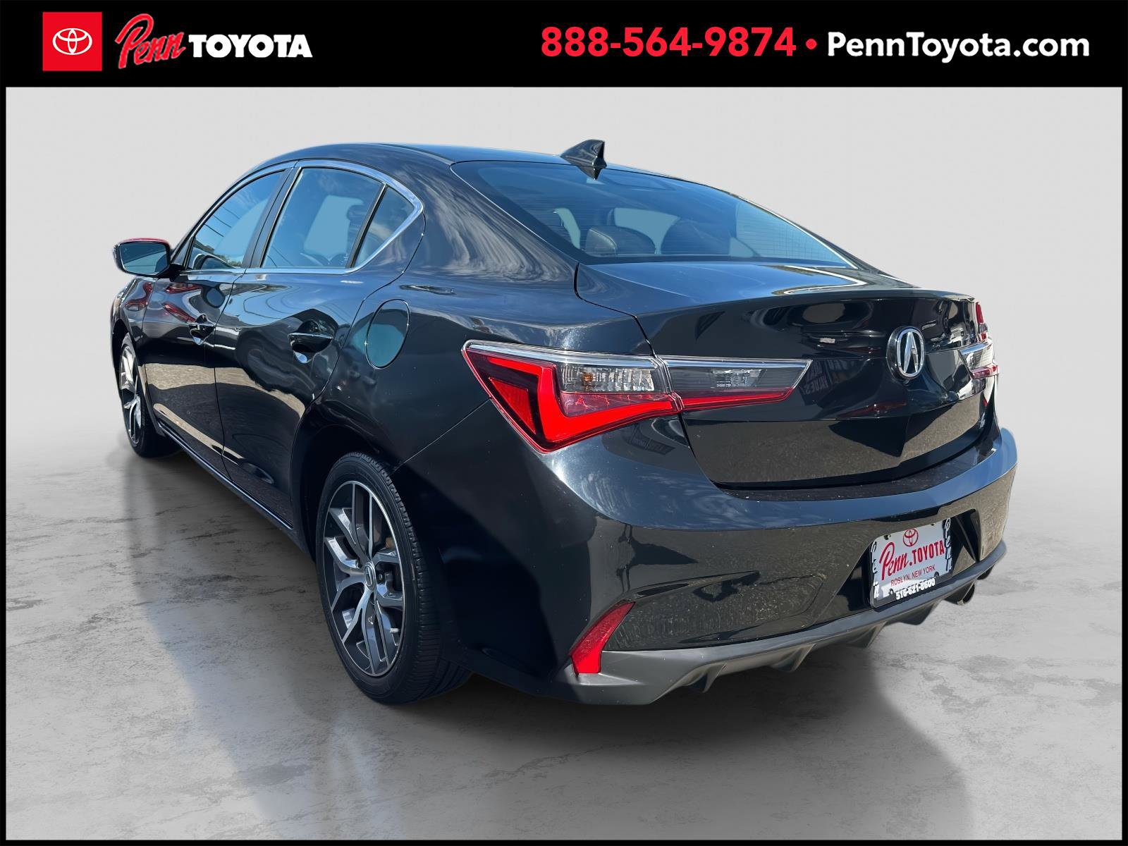 2019 Acura ILX Premium photo 4