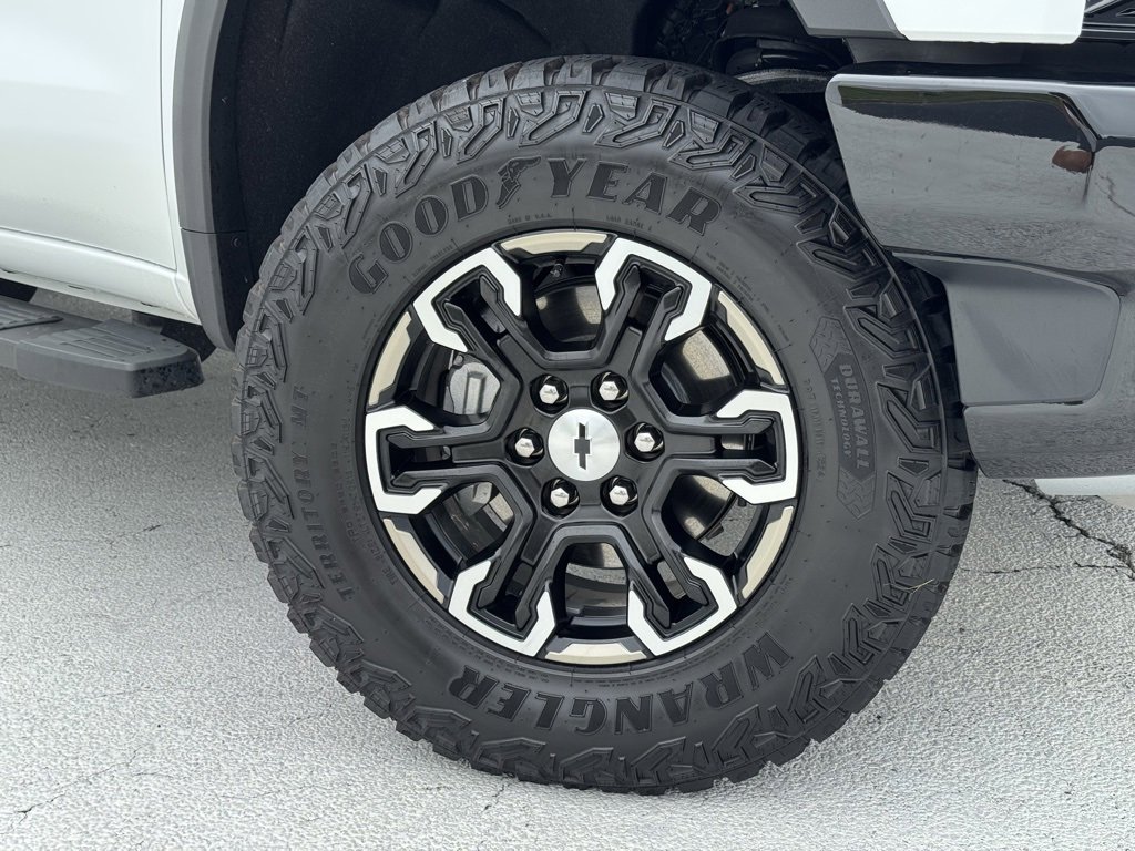 2024 Chevrolet Silverado 1500 ZR2 photo 6