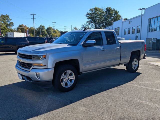 2019 Chevrolet Silverado LT photo 3