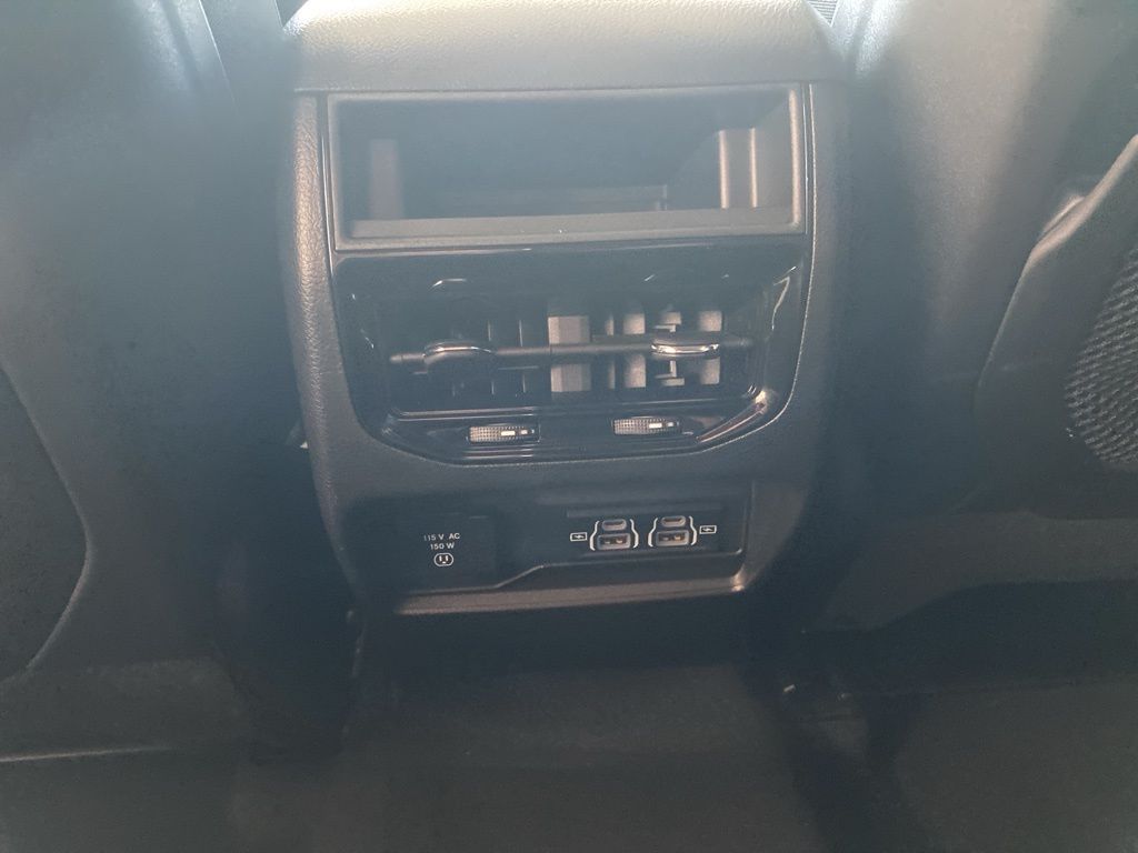 2024 Jeep Grand Cherokee Altitude X photo 3