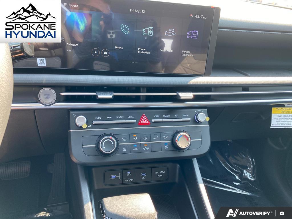 2026 Hyundai Tucson SE photo 7