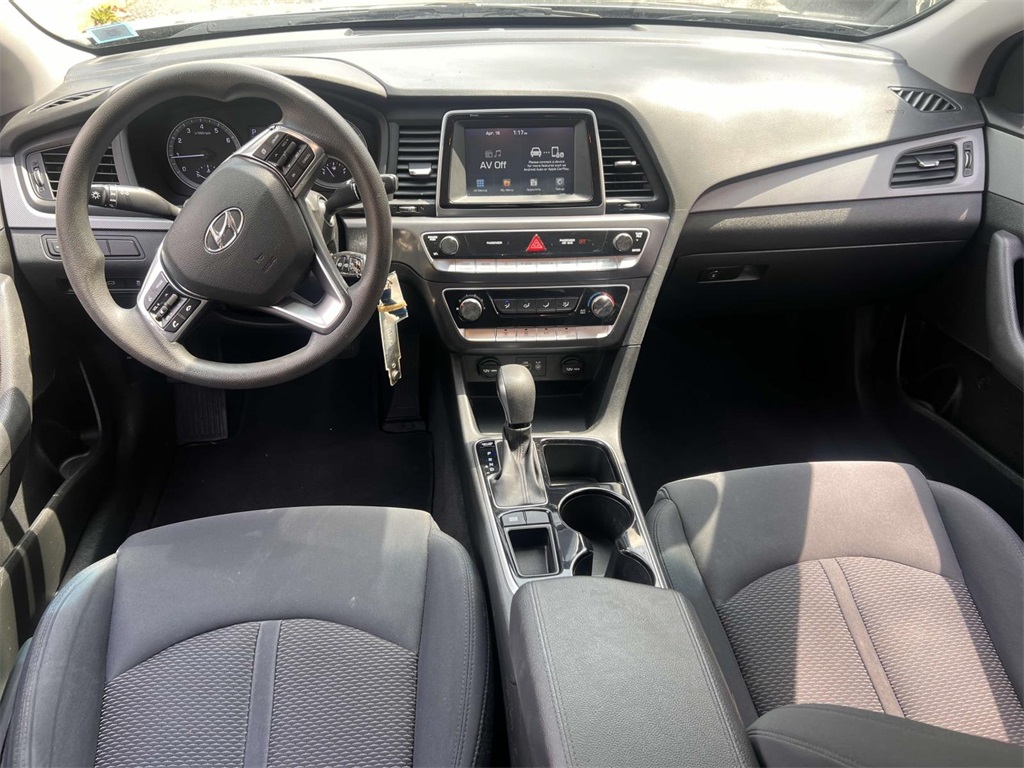Certified 2018 Hyundai Sonata SE with VIN 5NPE24AF3JH675730 for sale in Hartsdale, NY
