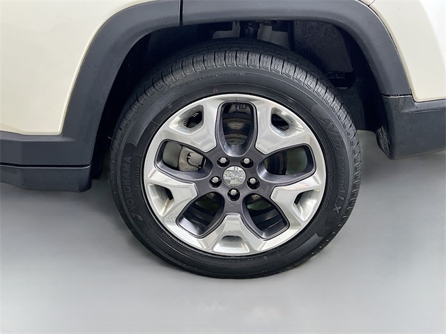 2020 Jeep Compass Limited photo 31
