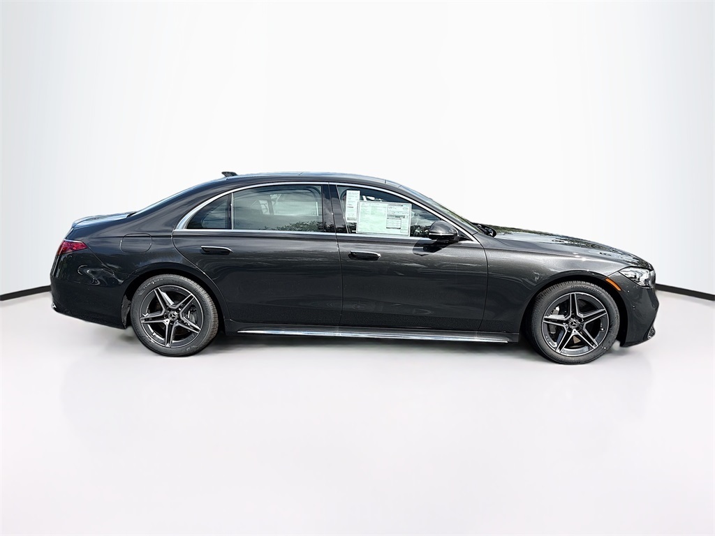 2026 Mercedes Benz S 580 4MATIC photo 3