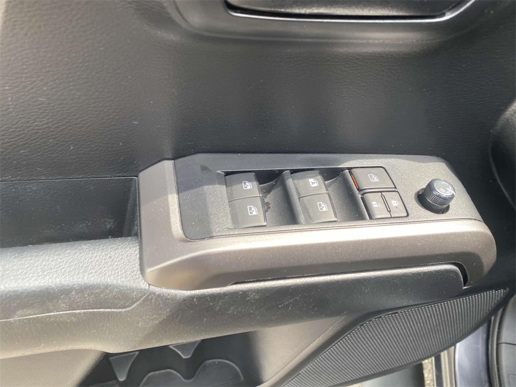 2022 Toyota Tacoma SR5 photo 15