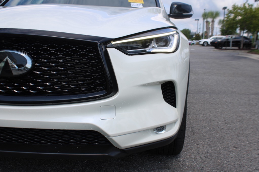 2022 Infiniti QX50 Luxe AWD photo 11