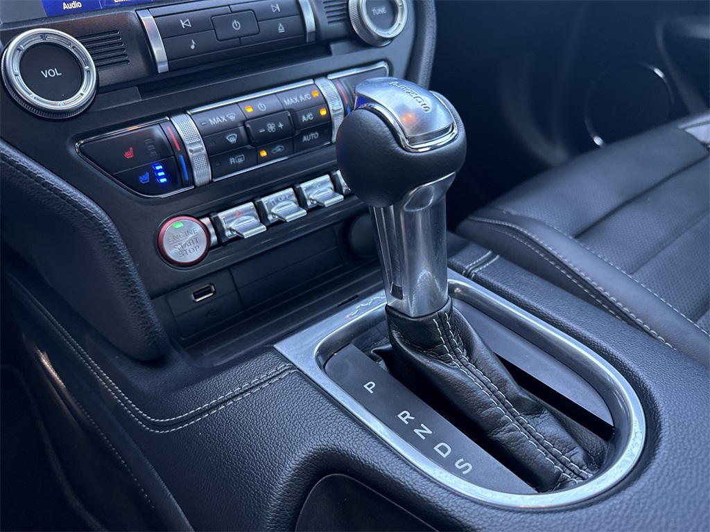 2022 Ford Mustang Mach 1 photo 29