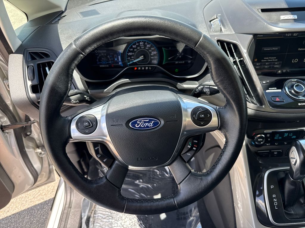 2015 Ford C-Max Hybrid SEL photo 12