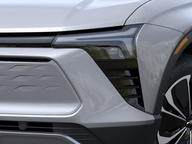 2025 Chevrolet Blazer EV photo 10