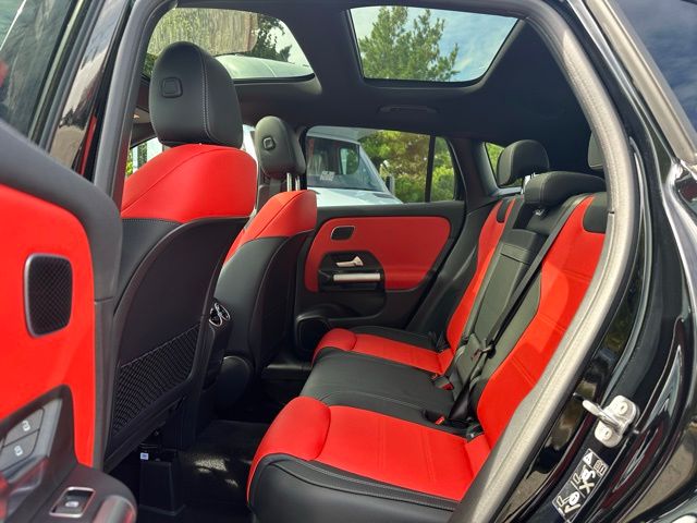 2025 Mercedes Benz GLA 250 4MATIC photo 19