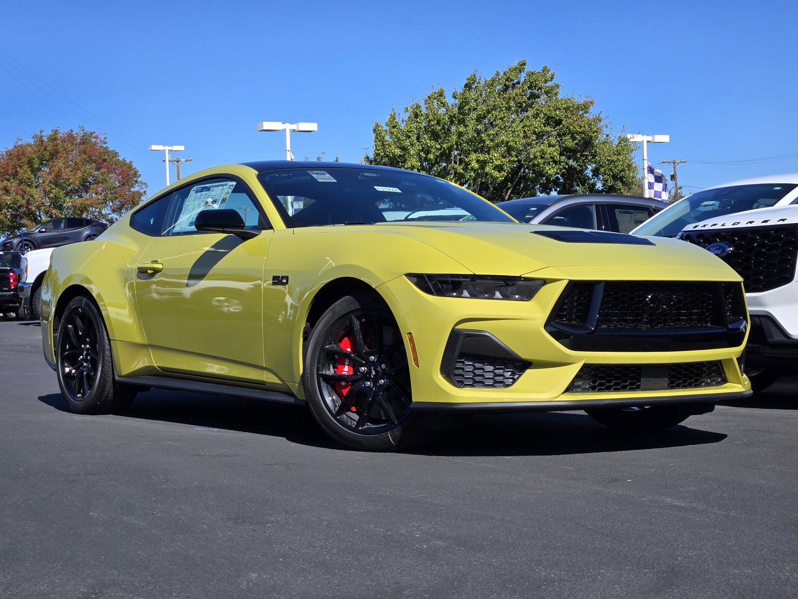 2025 Ford Mustang GT Premium's photo