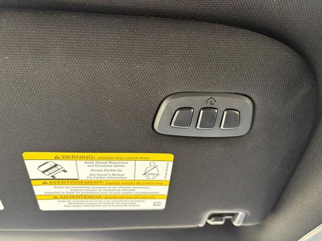2024 Ford F-150 Lariat photo 16