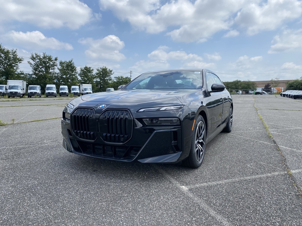 New 2025 Black Sapphire Metallic BMW xDrive60 image 1