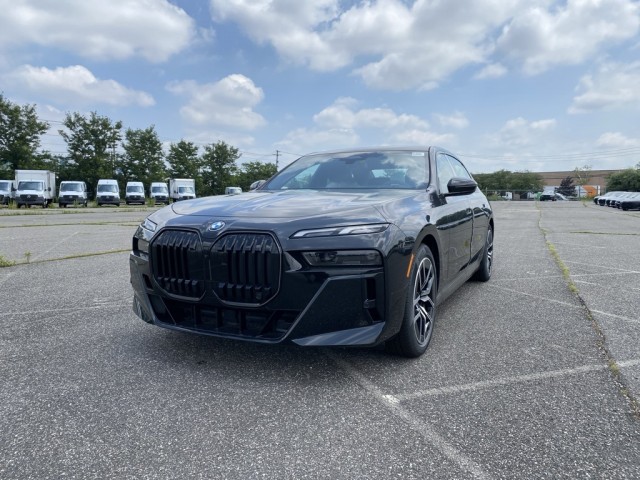 2025 BMW i7 xDrive60