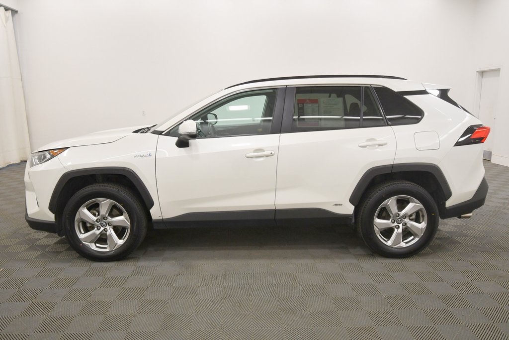 2021 Toyota RAV4 Hybrid XLE Premium photo 3
